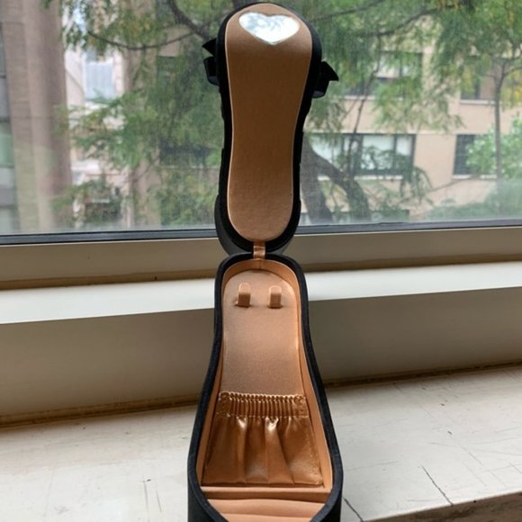 NWOT Pink Heart Designs Jewellery Shoellery Box - Picture 4 of 4